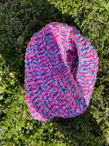 Bubblegum Infinity Scarf