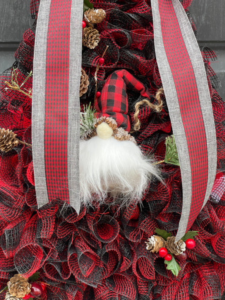 Red and Black Country Christmas Tree